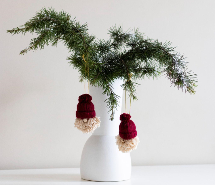 How to Make Your Christmas Tree Unique with Creative Ornaments